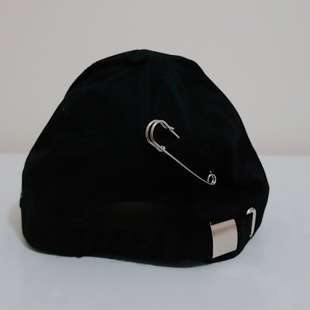 Hat - Picture 4 of 5